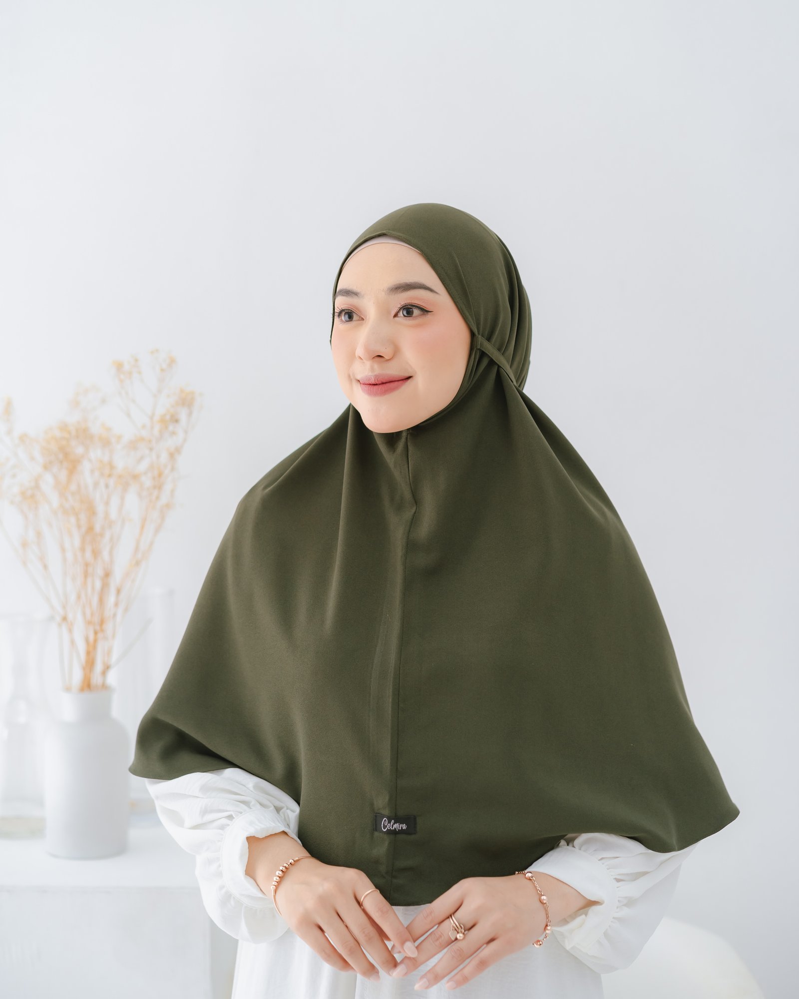 Bergo Zara Army