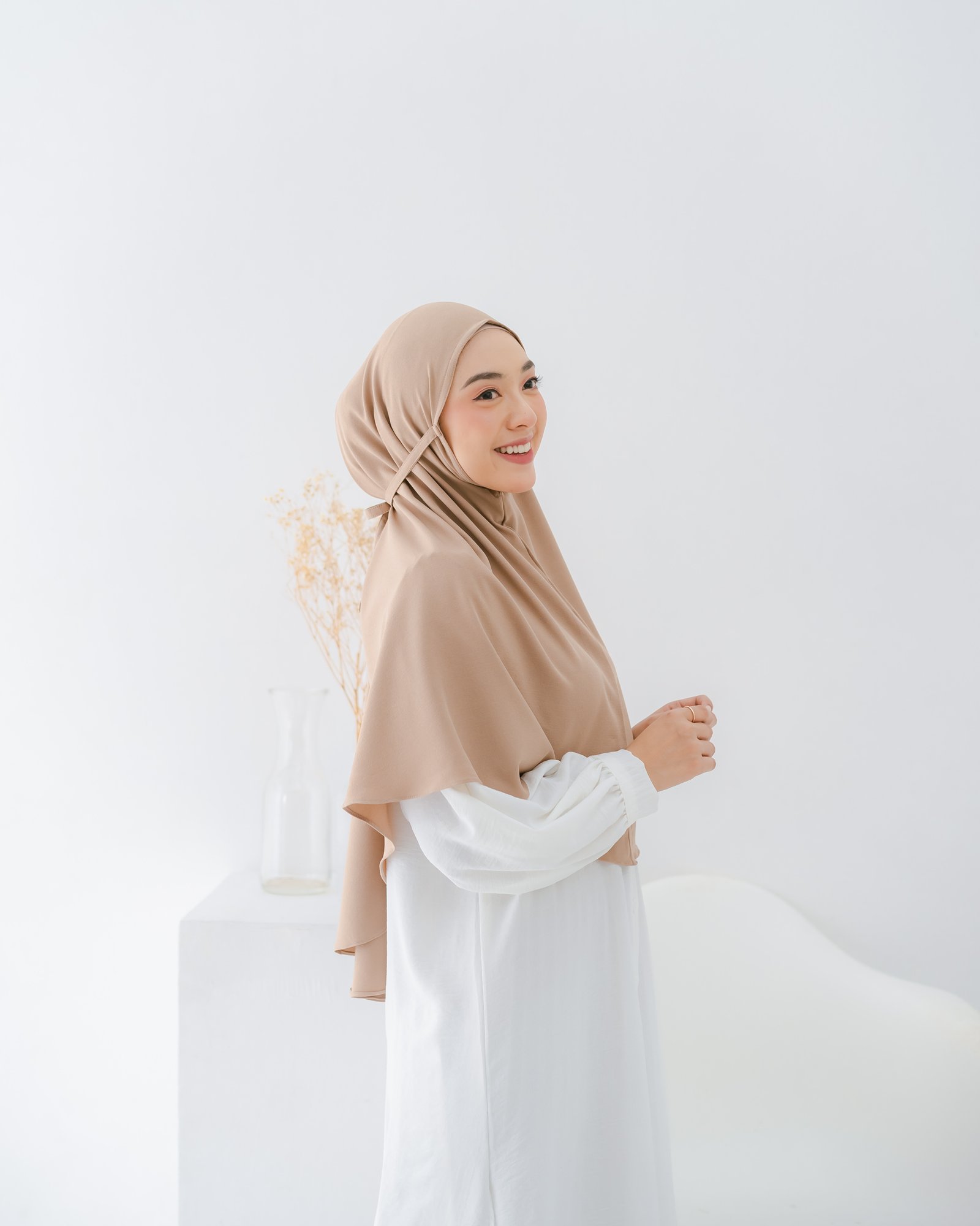 Bergo Zara Peanut