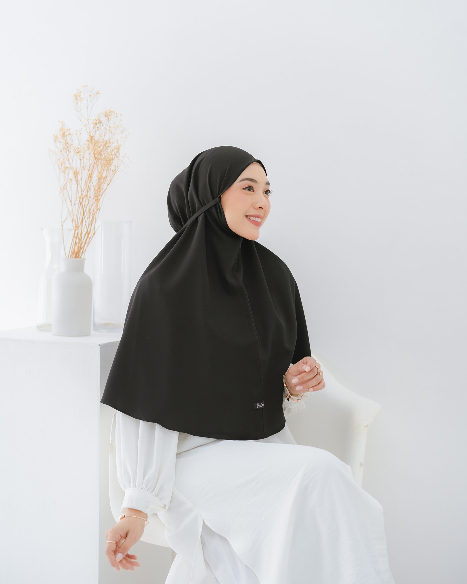 Bergo Zara Black