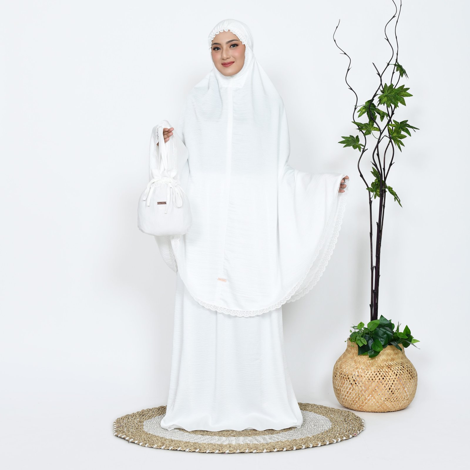Mukena Sabrina Renda Broken white